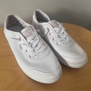 Sketchers BOBS-B Cute Casual Sneakers White Canvas Lace Up 10 Wide Fit